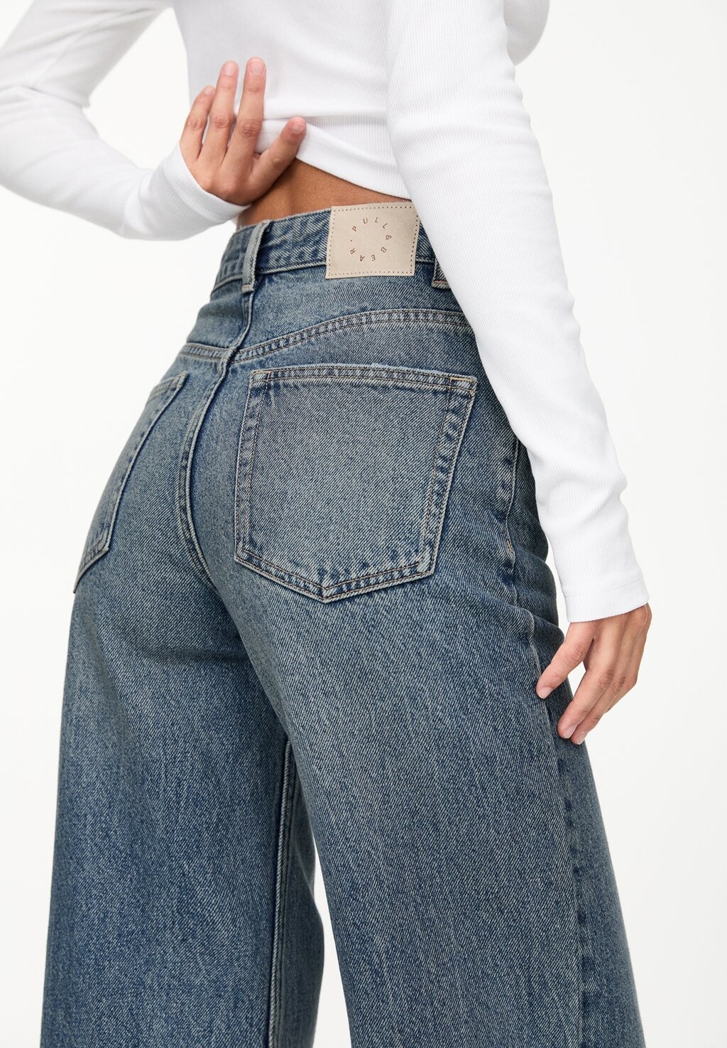 

Расклешенные джинсы MID-RISE WIDE PULL&BEAR, сине-серый