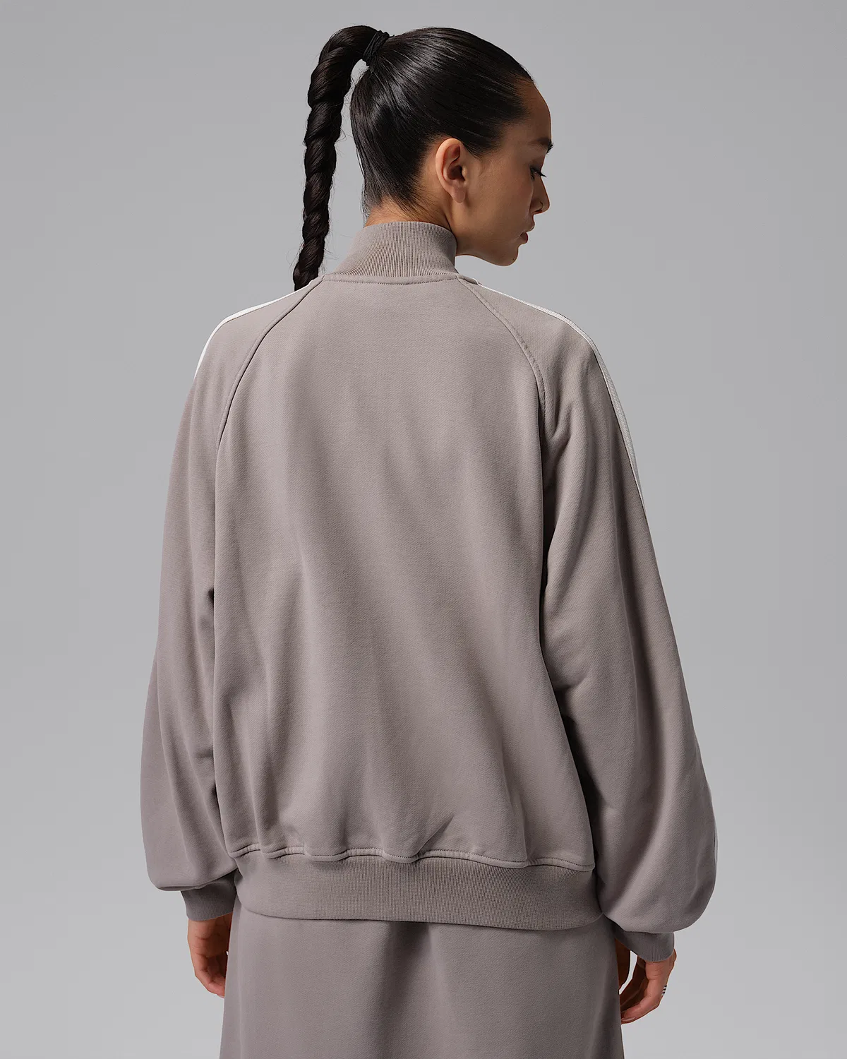 Женская флисовая куртка на молнии Jordan Flight Fleece, Enigma Stone/Cobblestone — фото 2