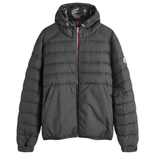 

Яркая куртка Moncler, черный