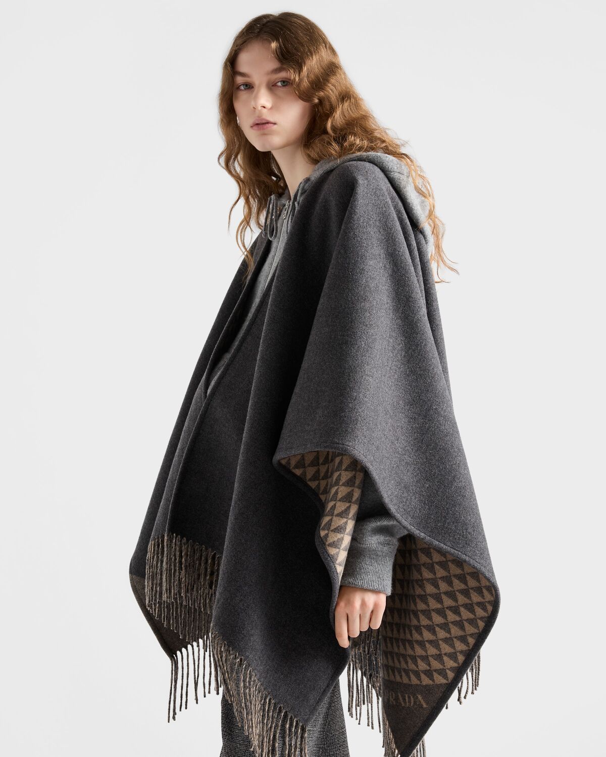 Двустороннее пончо из шерсти и кашемира Prada, сланцевый/верблюжий — фото 4