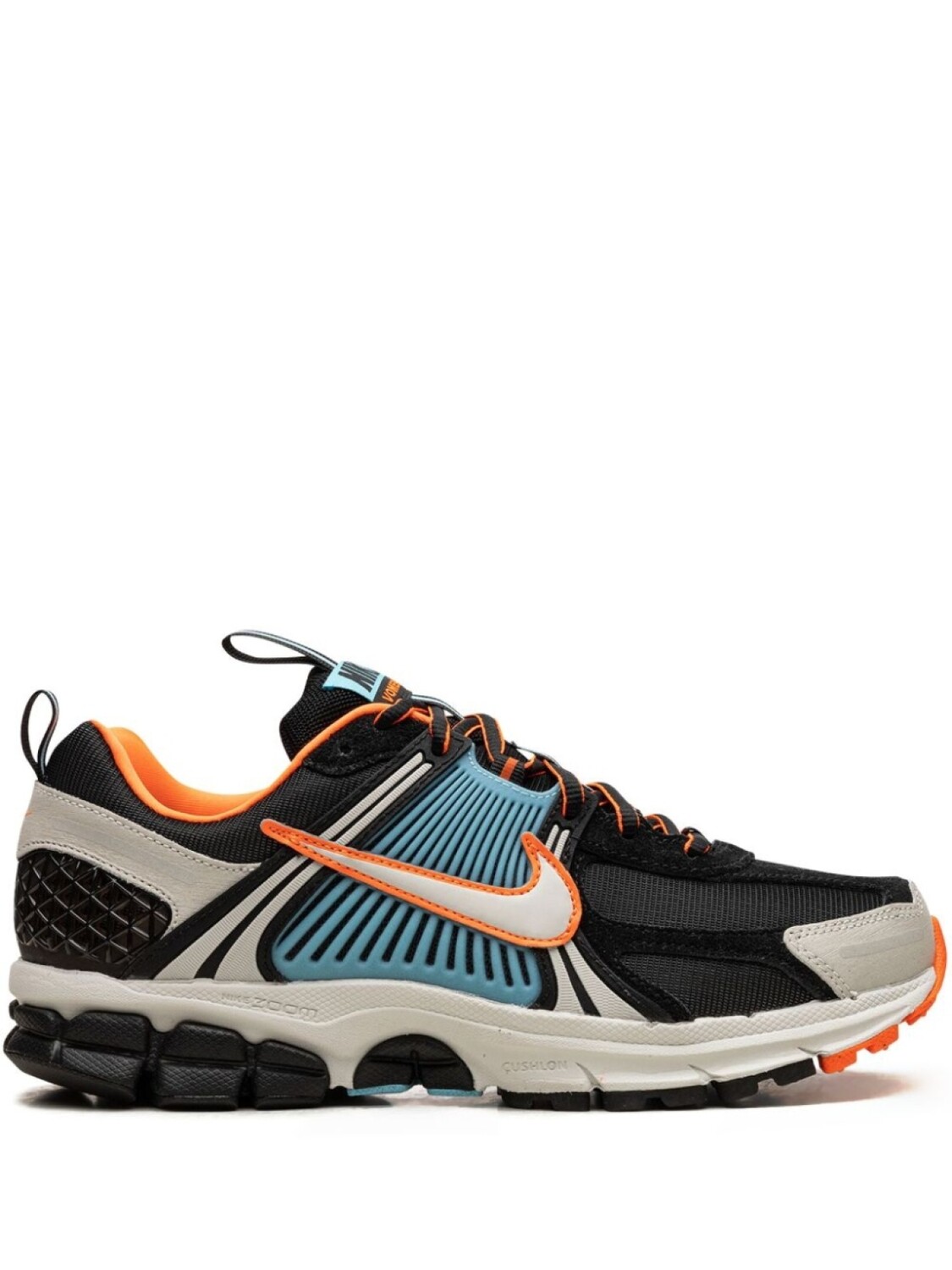 

Nike кроссовки Zoom Vomero 5, черный