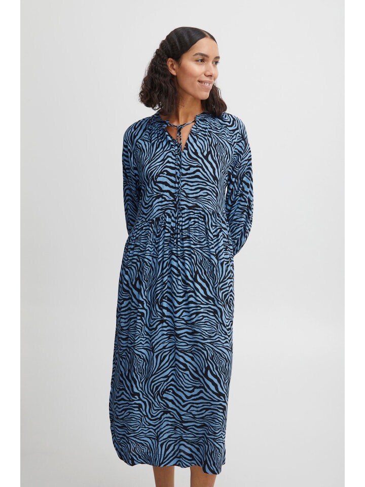 

Короткое платье b.young Blusenkleid BYMMJOELLA LONG TUNIC DR - 20812927 Modisches Kleid, цвет Midi-LängeBlau