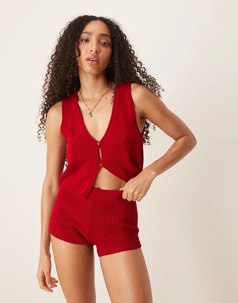 

Комбинезон-шорты с пуговицами ASOS DESIGN Bianca красного цвета