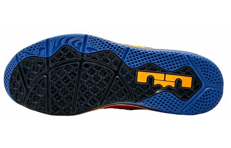 Кроссовки Nike Air Max LeBron 10 Low 'Knicks', оранжевый — фото 3