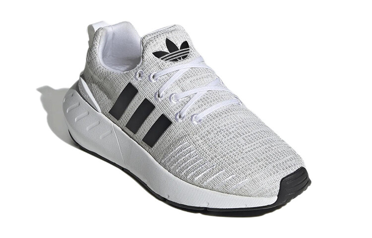

Детские кроссовки adidas originals Swift Run 22 GS