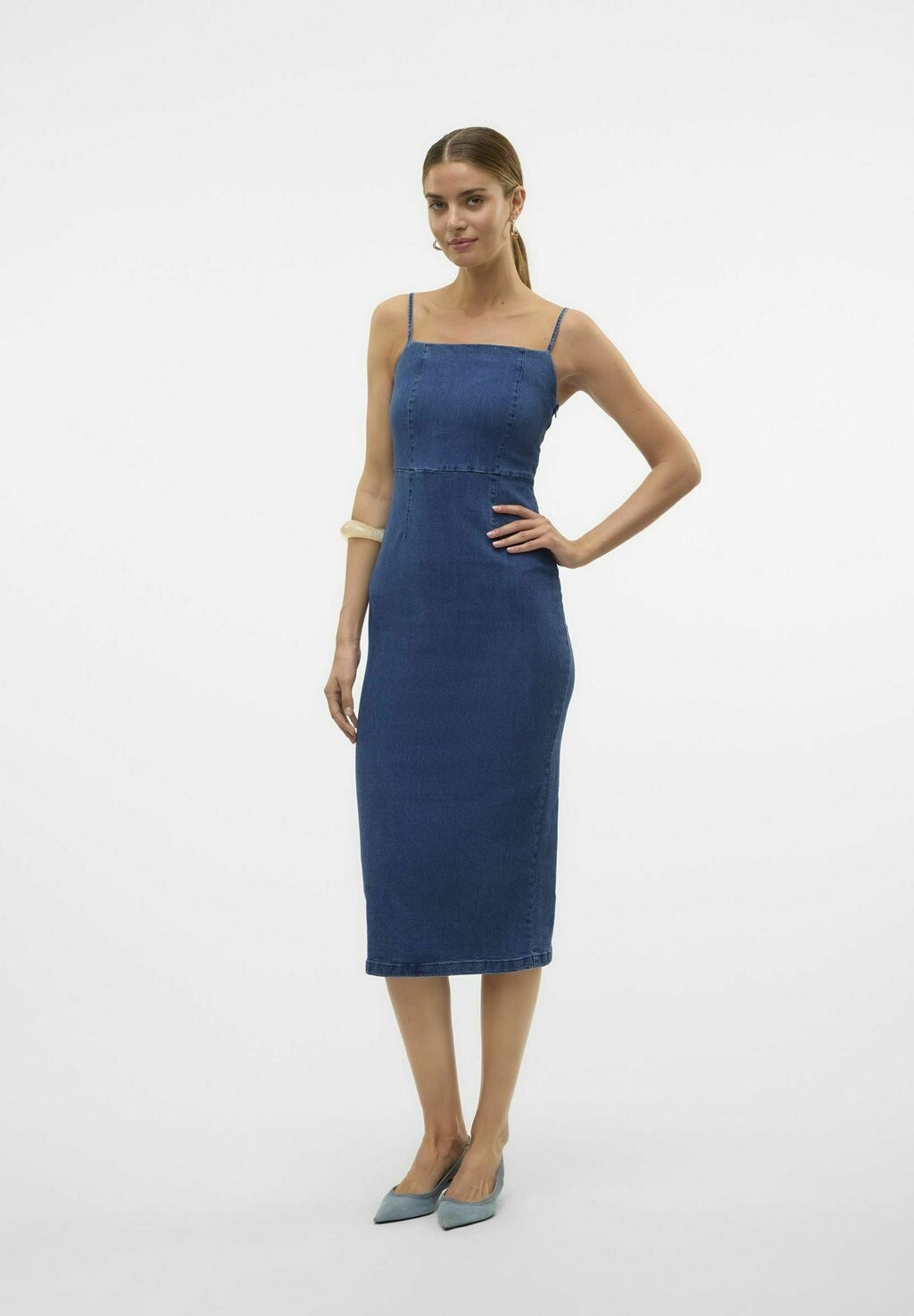 

Платье из денима FLO Vero Moda, темно-синий деним