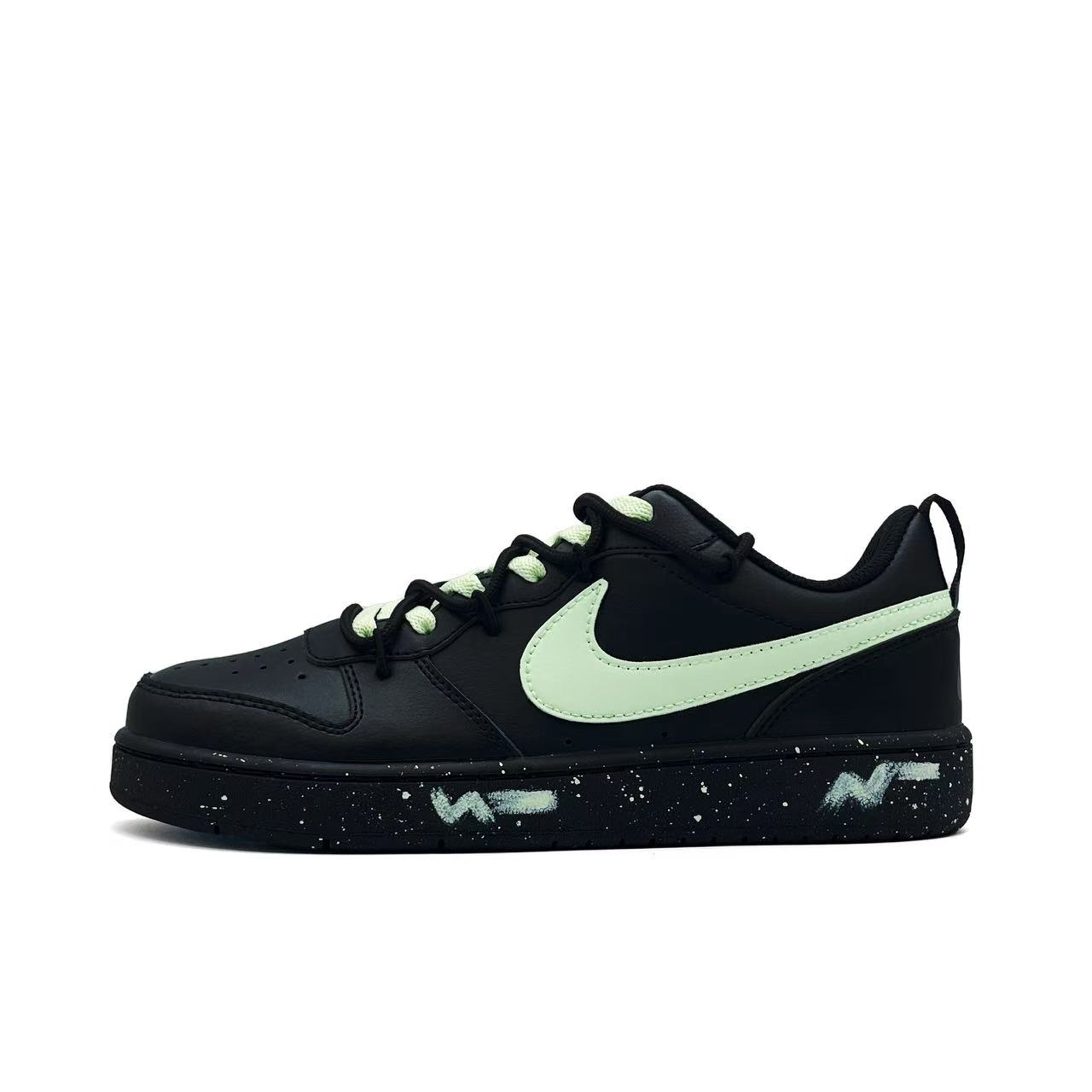 

Nike Court Borough Little Green Lawn противоскользящие низкие кроссовки для скейтбординга Black детские