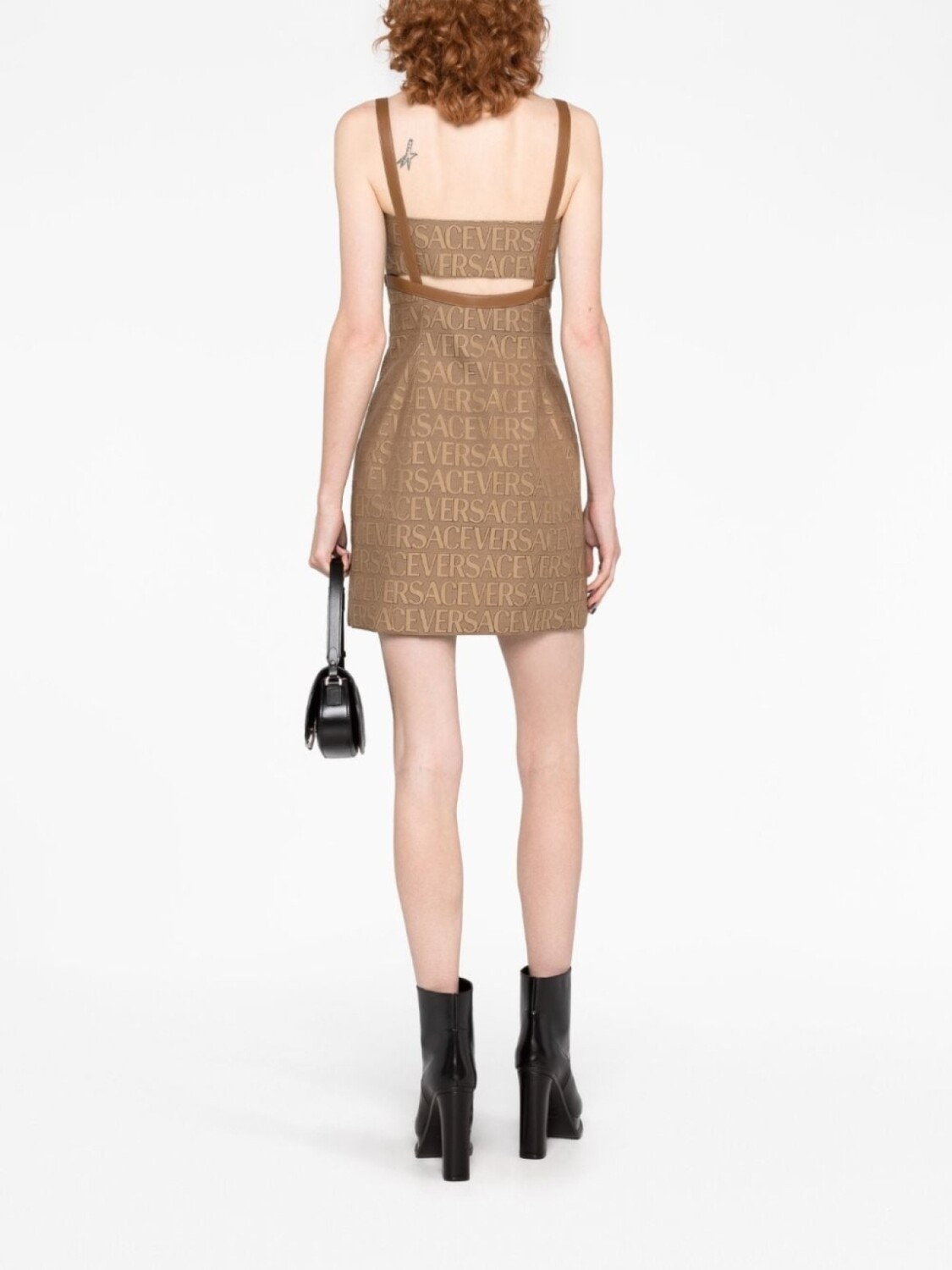 Versace юбка мини с узором Versace Allover, нейтральный цвет — фото 4