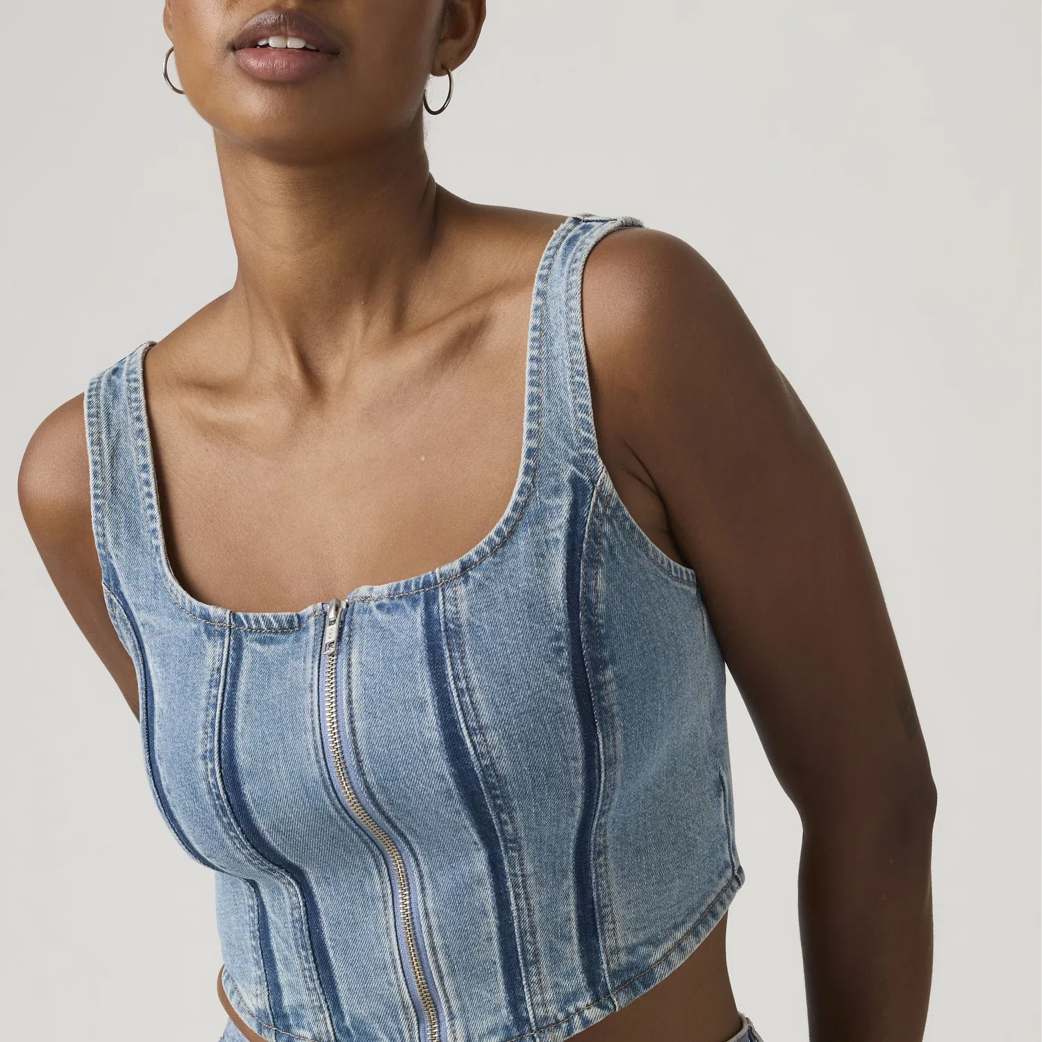 Топ-бюстье с молнией и швом Levi's, Medium Wash — фото 2