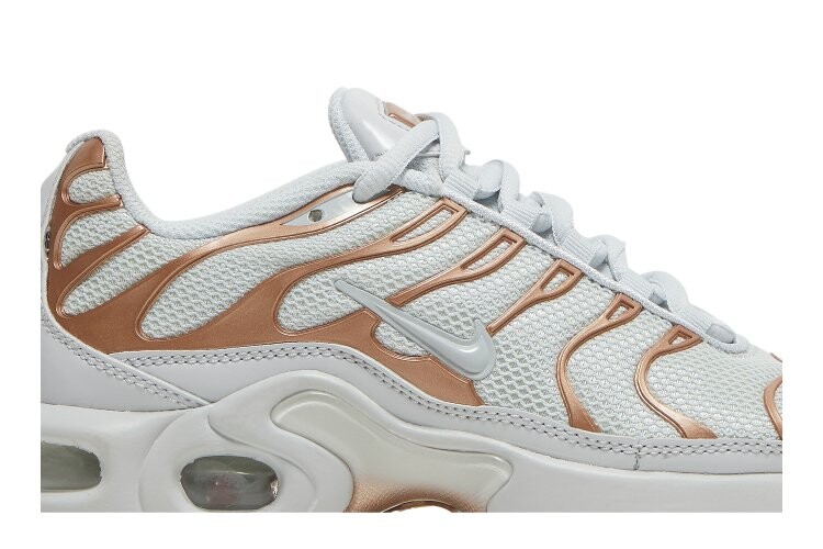Кроссовки Nike Air Max Plus GS 'Pure Platinum', белый — фото 2