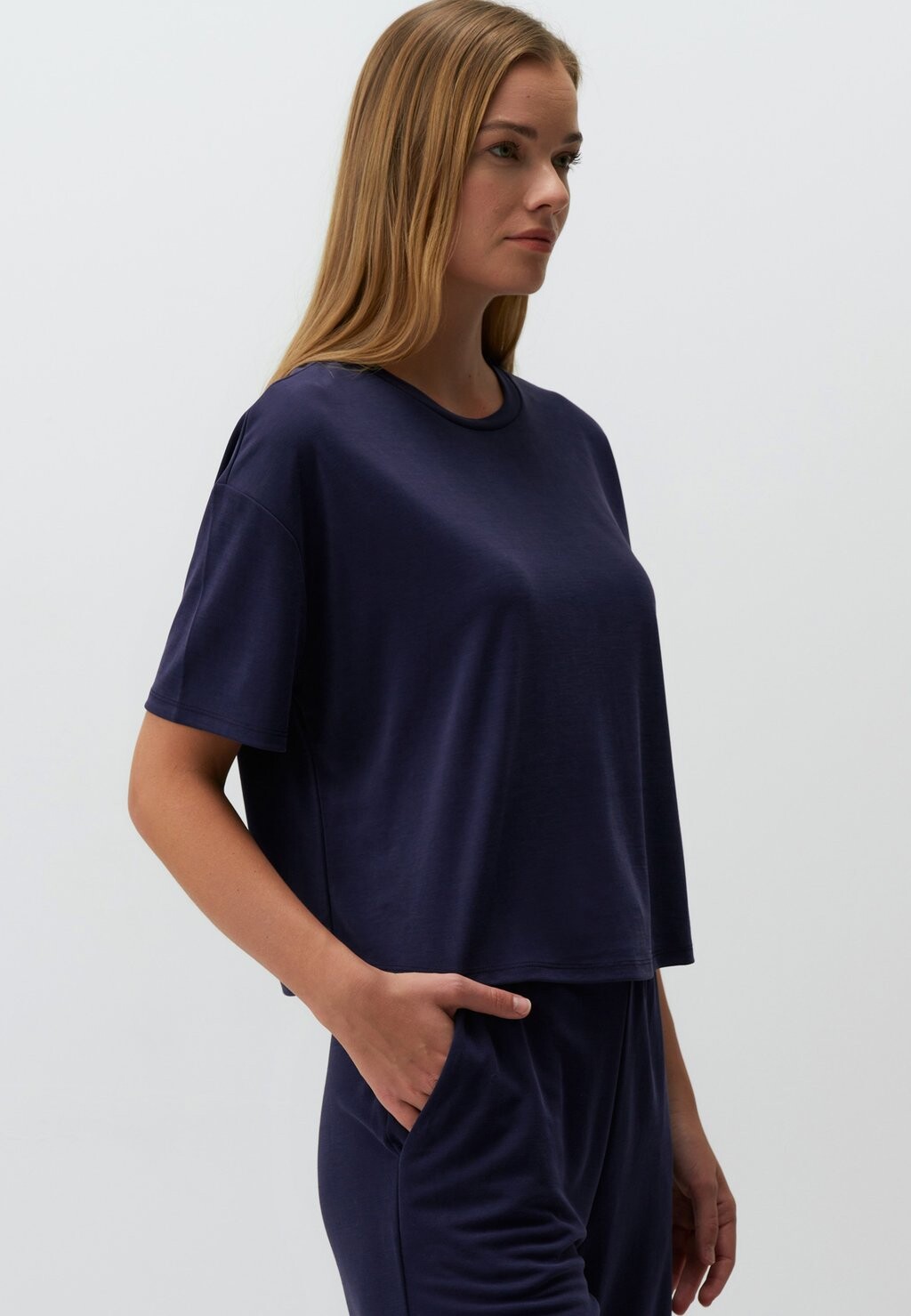 

Футболка базовая Loose Fit Short Sleeved Crew Neck Jimmy Key, темно-синяя
