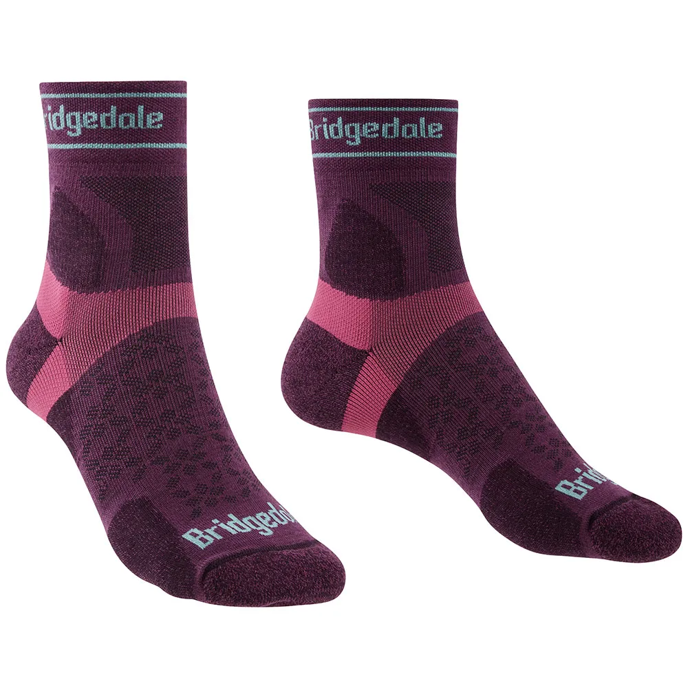 

Носки Bridgedale Ultralight T2 Merino Sport 3/4 Crew, фиолетовый
