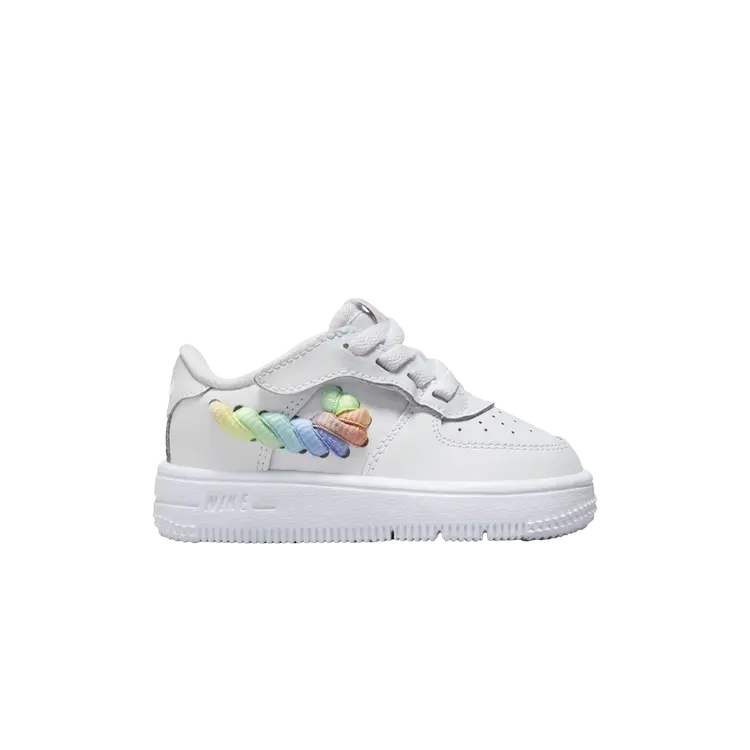 

Кроссовки Nike Force 1 Low LV8 EasyOn TD, кремовый