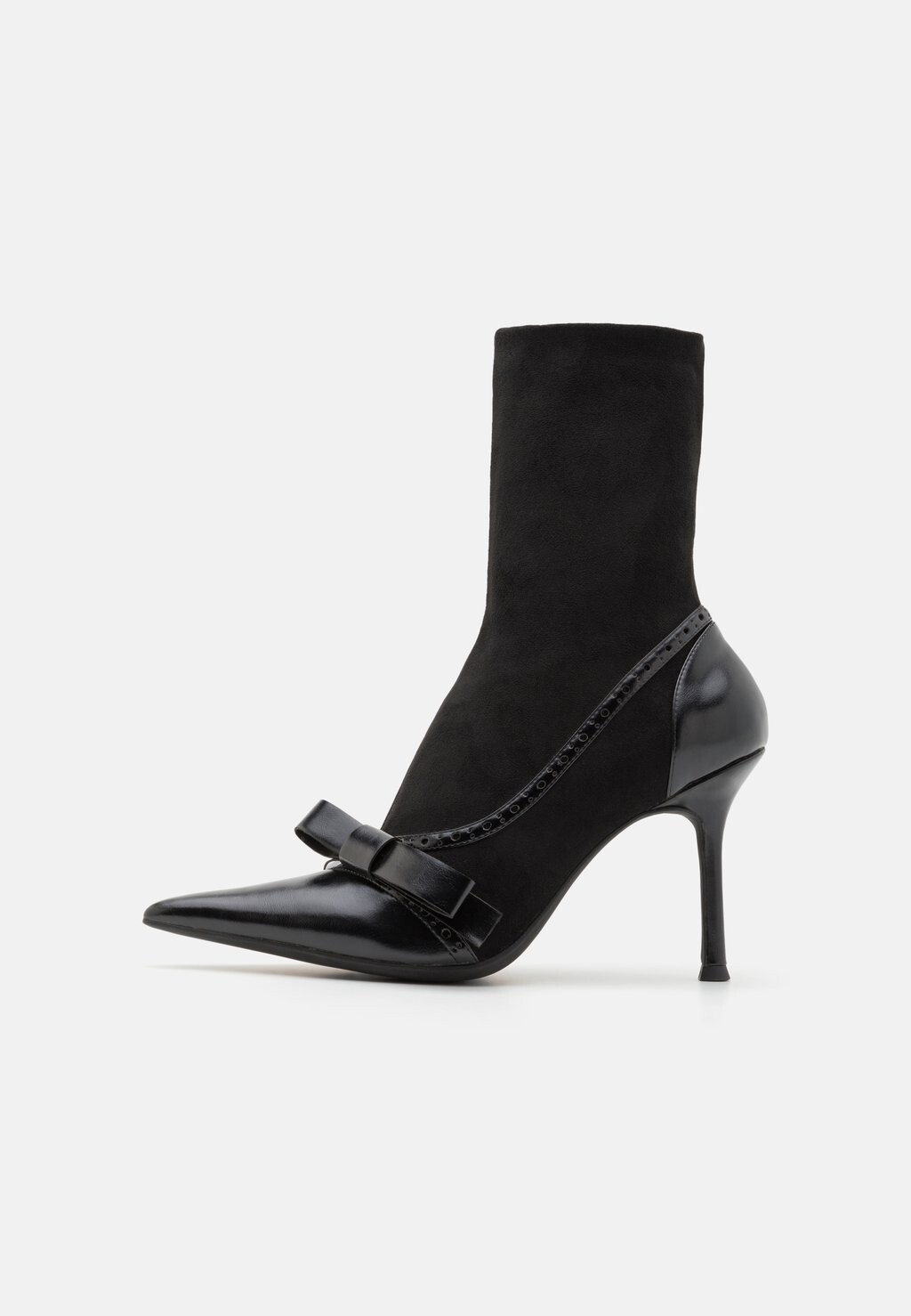 

Классические ботильоны SECRETARY Jeffrey Campbell, черный