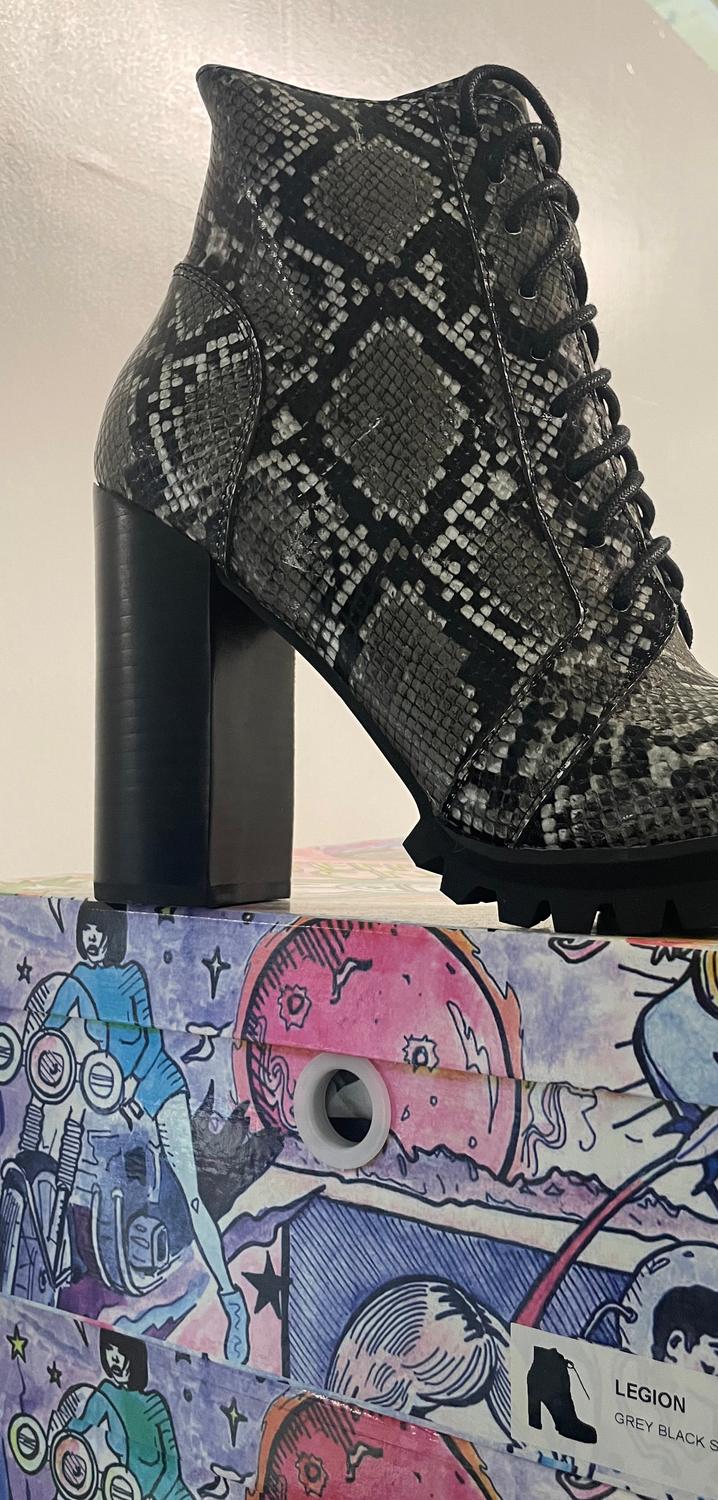 Женские туфли Legion Snake в цвете Legion Grey Jeffrey Campbell — фото 4