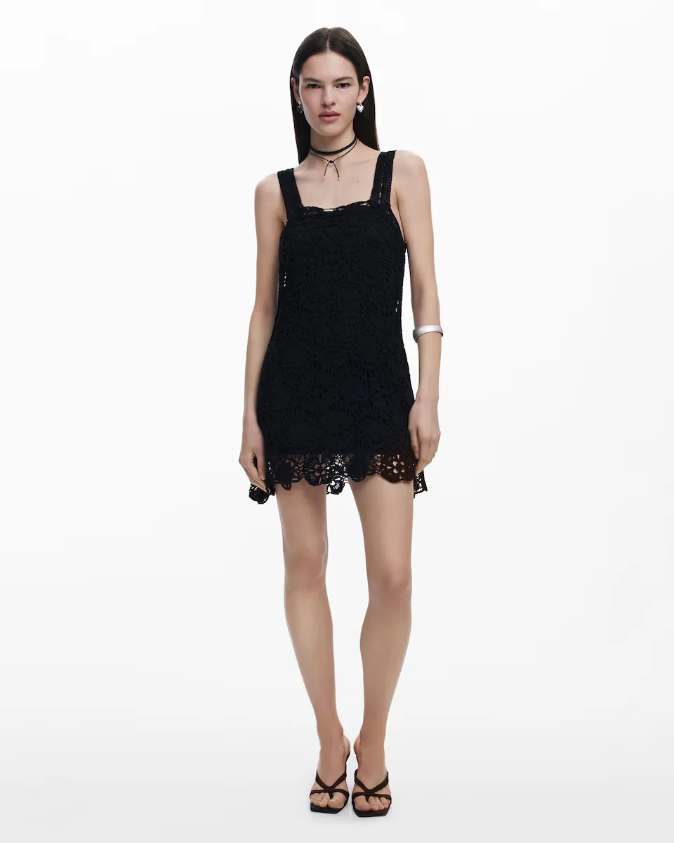 

Мини-платье крючком на бретелях Desigual, чёрный