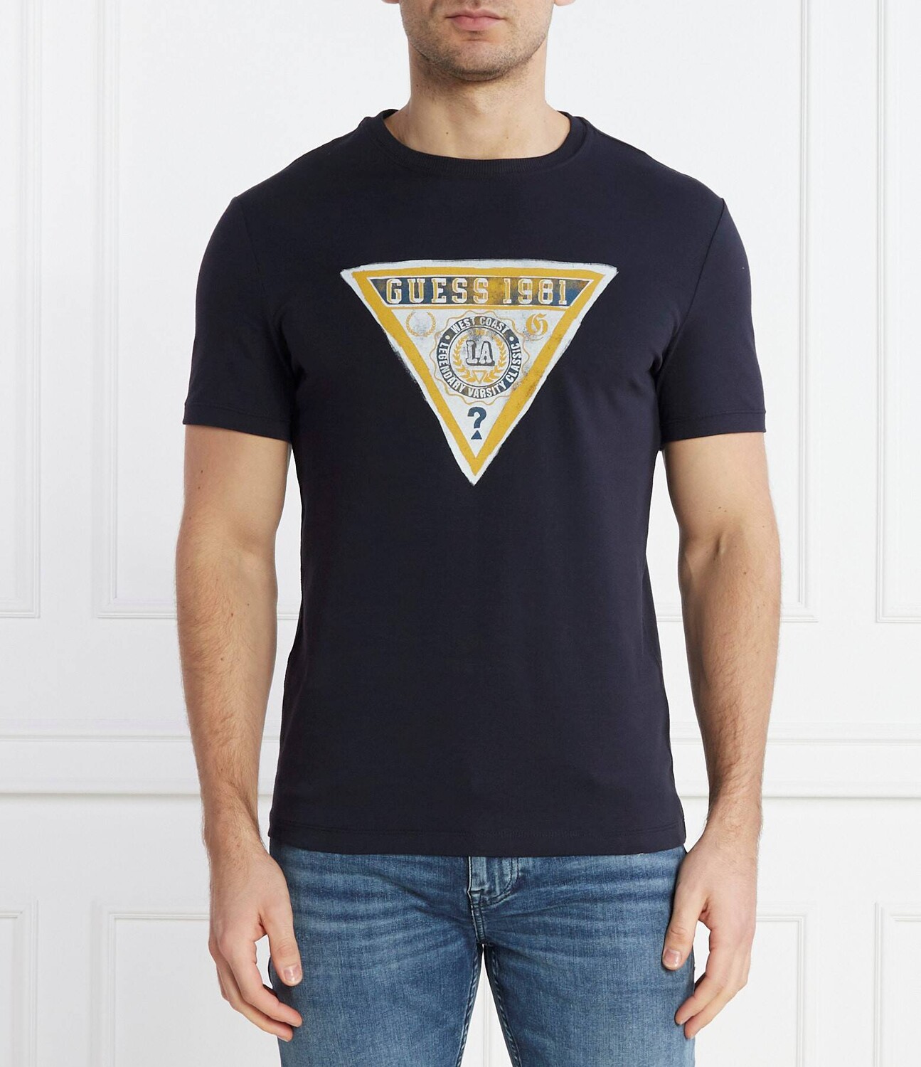 

Футболка GUESS Regular Fit, темно-синий