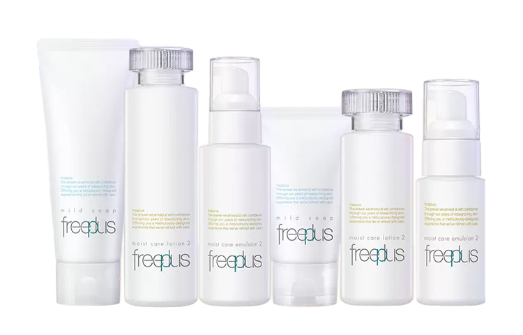 

Fulifangsi увлажняющий/освежающий водный эмульсионный очищающий средство размер наборы для ухода за кожей увлажнение Freeplus