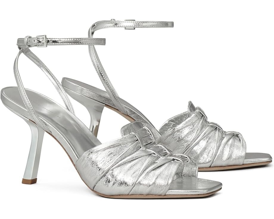 

Сандалии Tory Burch 85 mm Ruched Heel, серебряный