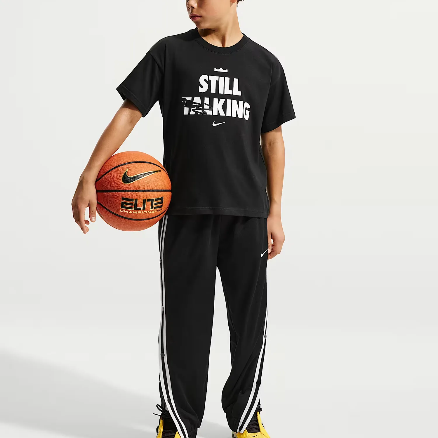 Футболка LeBron Shut Up And Dribble Kids' Nike, черный — фото 3