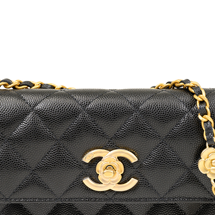 CHANEL Женская черная кожаная сумка через плечо — фото 3