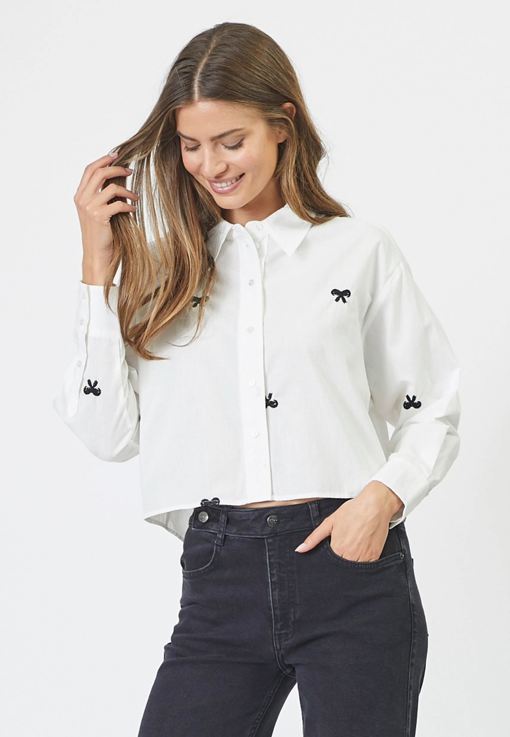 

Блузка на пуговицах RIACC RIBBON SHIRT Co'couture, белый
