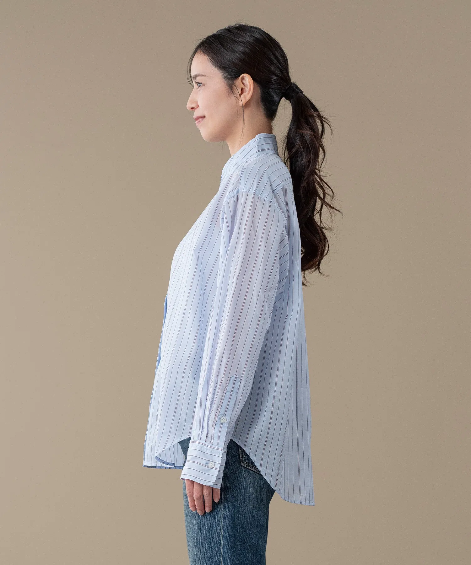 Женская хлопковая рубашка Levi's оверсайз, синяя — фото 2