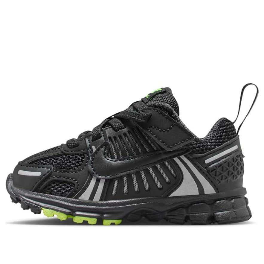 (TD) Nike Vomero 5 'Black Volt'