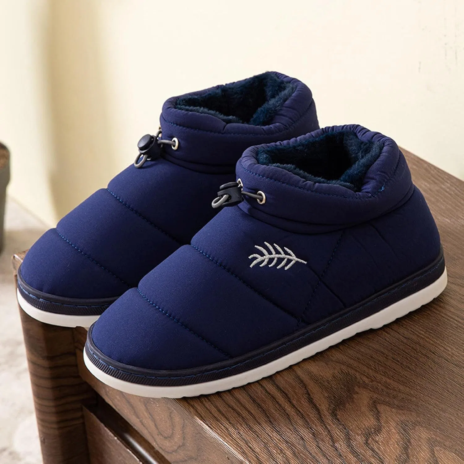 Ботинки ??Sichere Turnschuhe Herren Winter Warm Wasser Samt Kurz Expansionsgürtel Schneestiefel Herren Flache Herrenstiefel Wanderstiefel Herren ??wasserdicht Generic, Navy — фото 3
