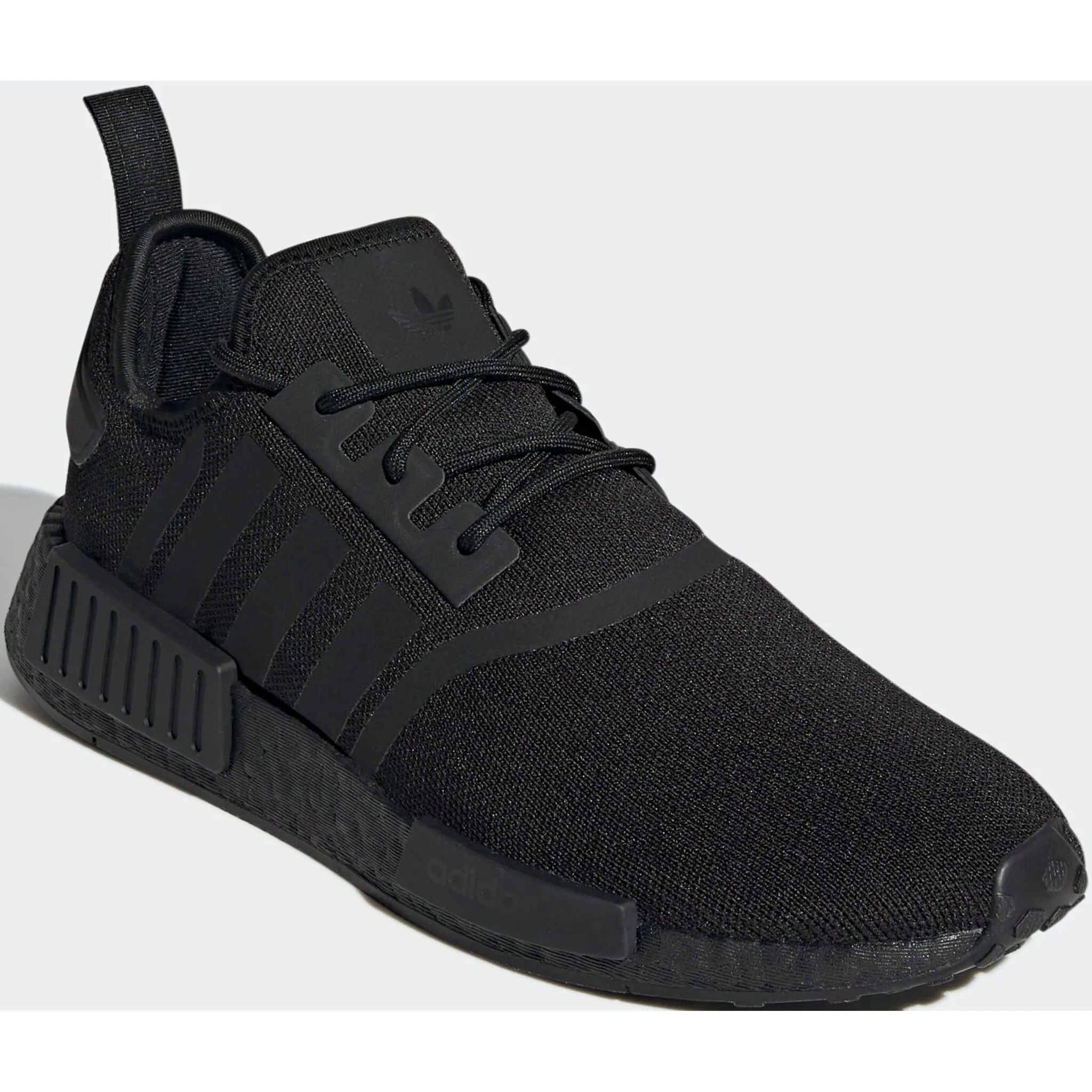 

Кроссовки Adidas Originals "NMD_R1", цвет Core Black / Core Black / Core Black