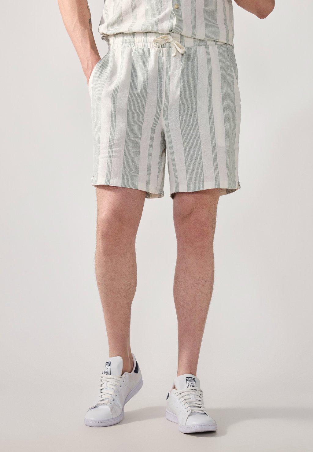 

Шорты Pier One by Zalando, светло-зеленый