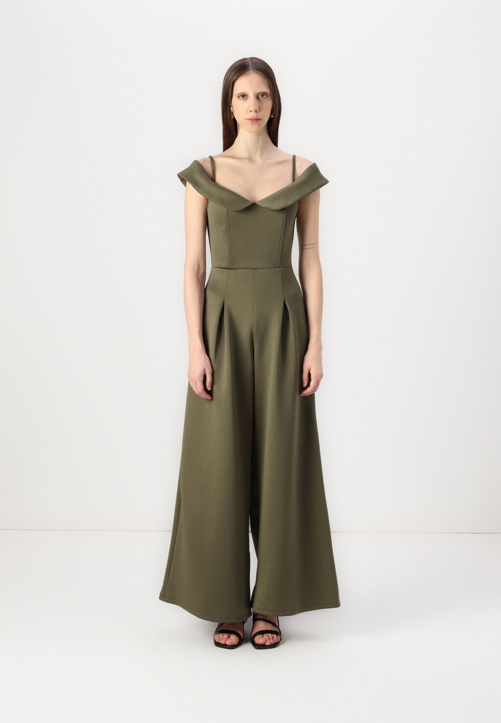 

Комбинезон EMMA OFF SHOULDER WAL G., хаки