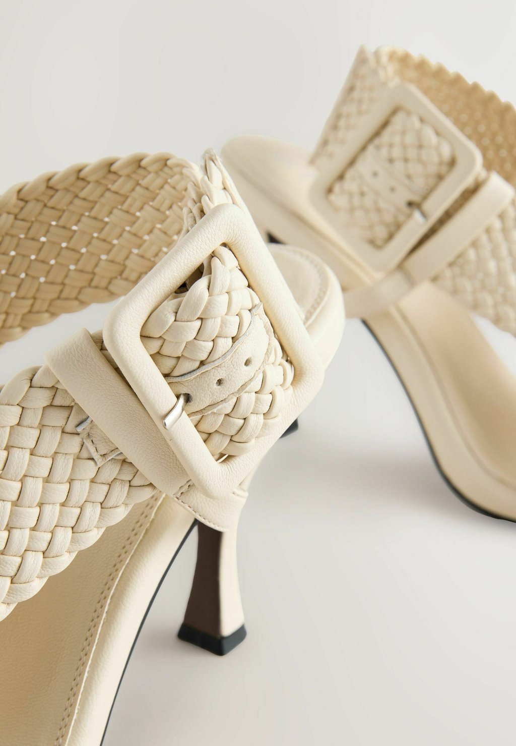 Сандалии High heeled sandals Next, бежевый — фото 3