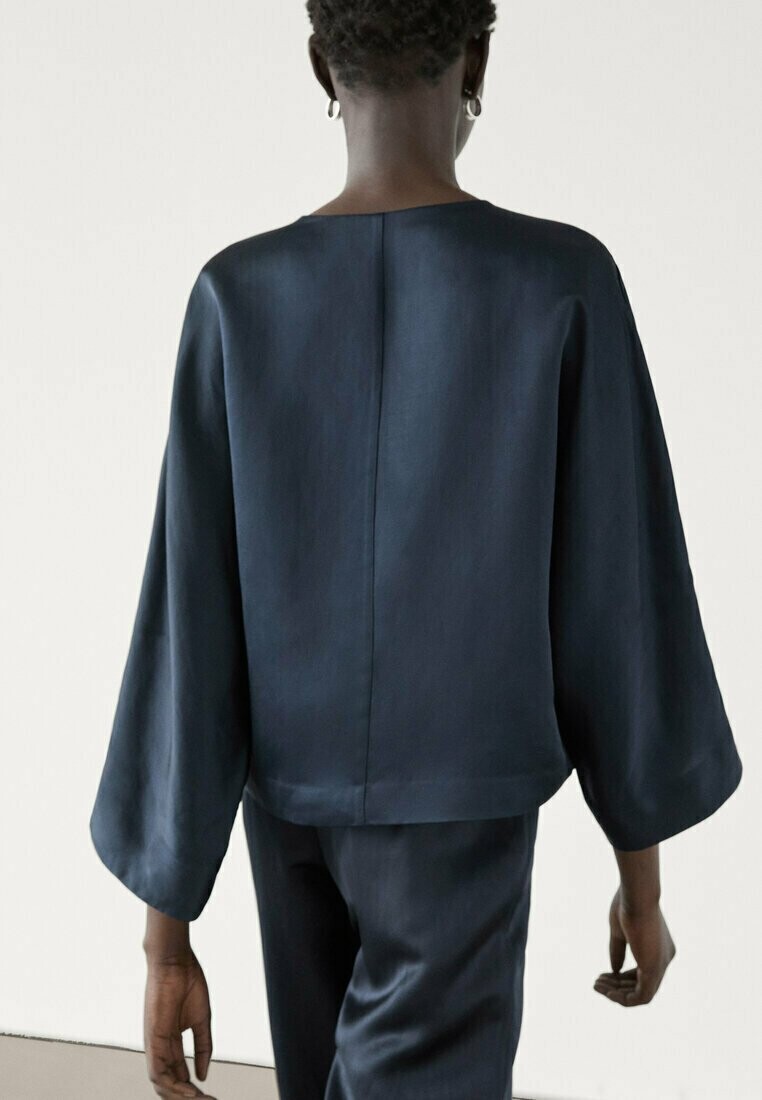 

Блуза FLOWING Massimo Dutti, темно-синий