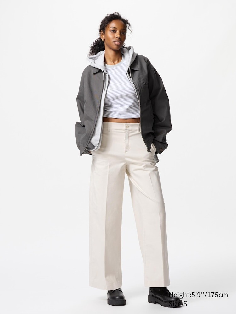 

Широкие брюки-чинос длинные Uniqlo, цвет 30 бежевый