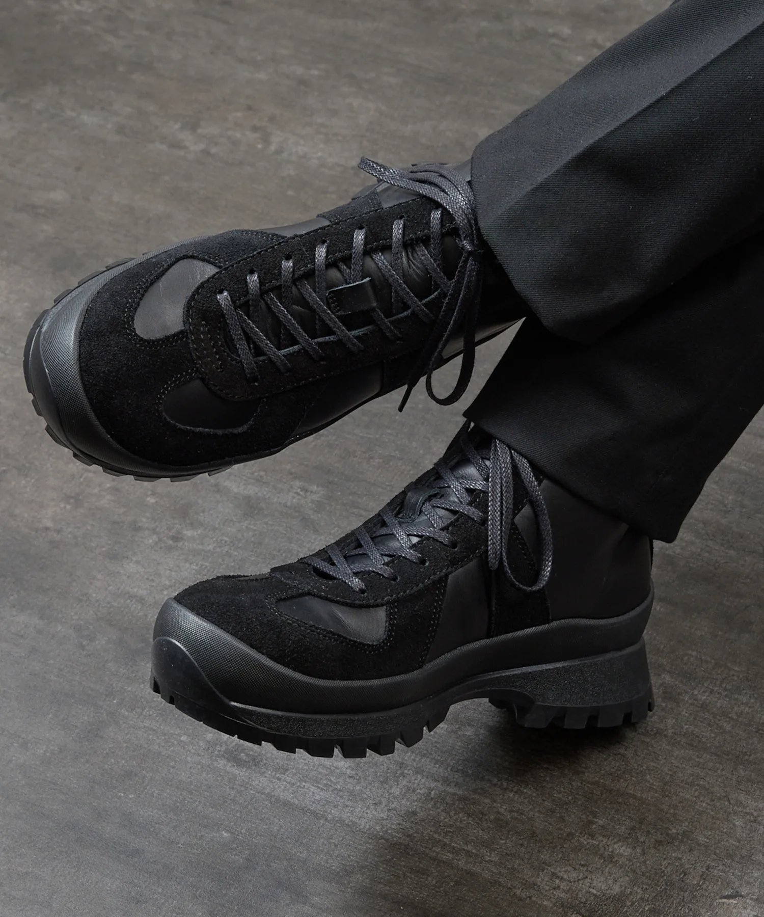 Мужские кроссовки немецкий тренер Vibram PADRONE GERMAN TRAINER BOOTS 884C черные