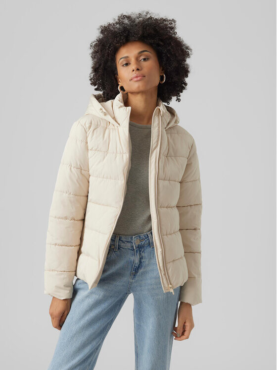 

Пуховик стандартного кроя Vero Moda, экрю