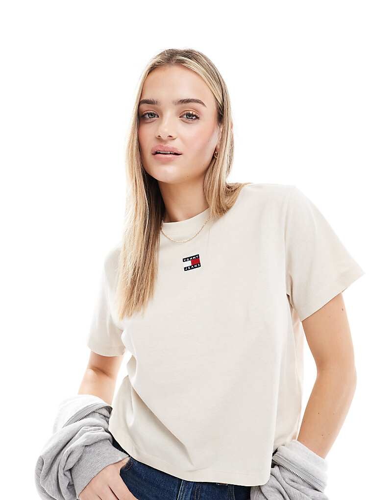 

Белая футболка свободного кроя Tommy Jeans