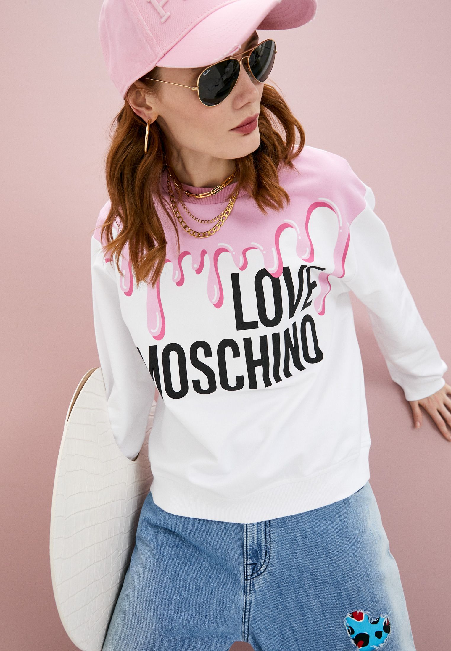 

Розовый хлопковый женский свитер LOVE MOSCHINO