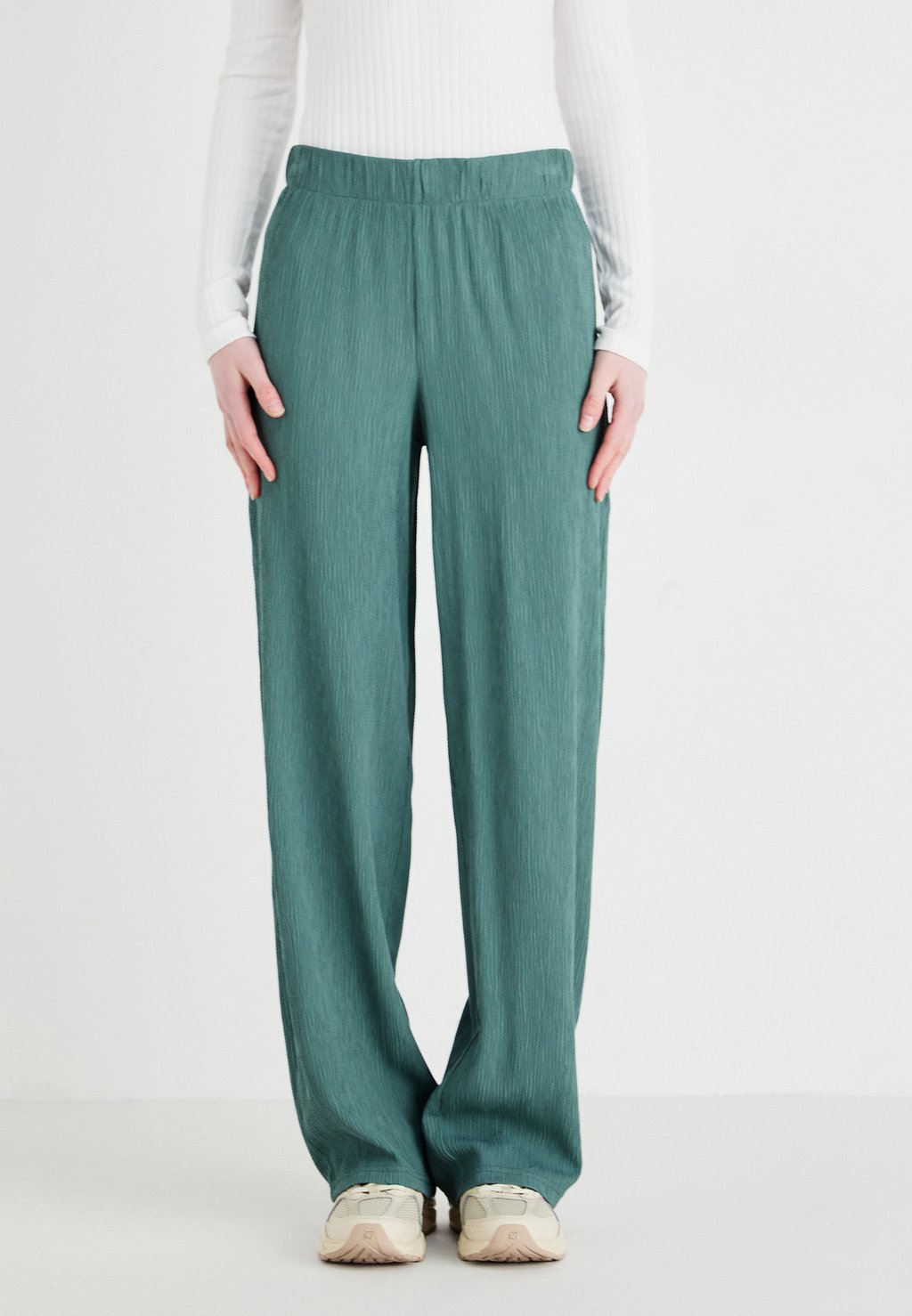 

Брюки ONLKAYLIE PANT ONLY, темно-зеленый