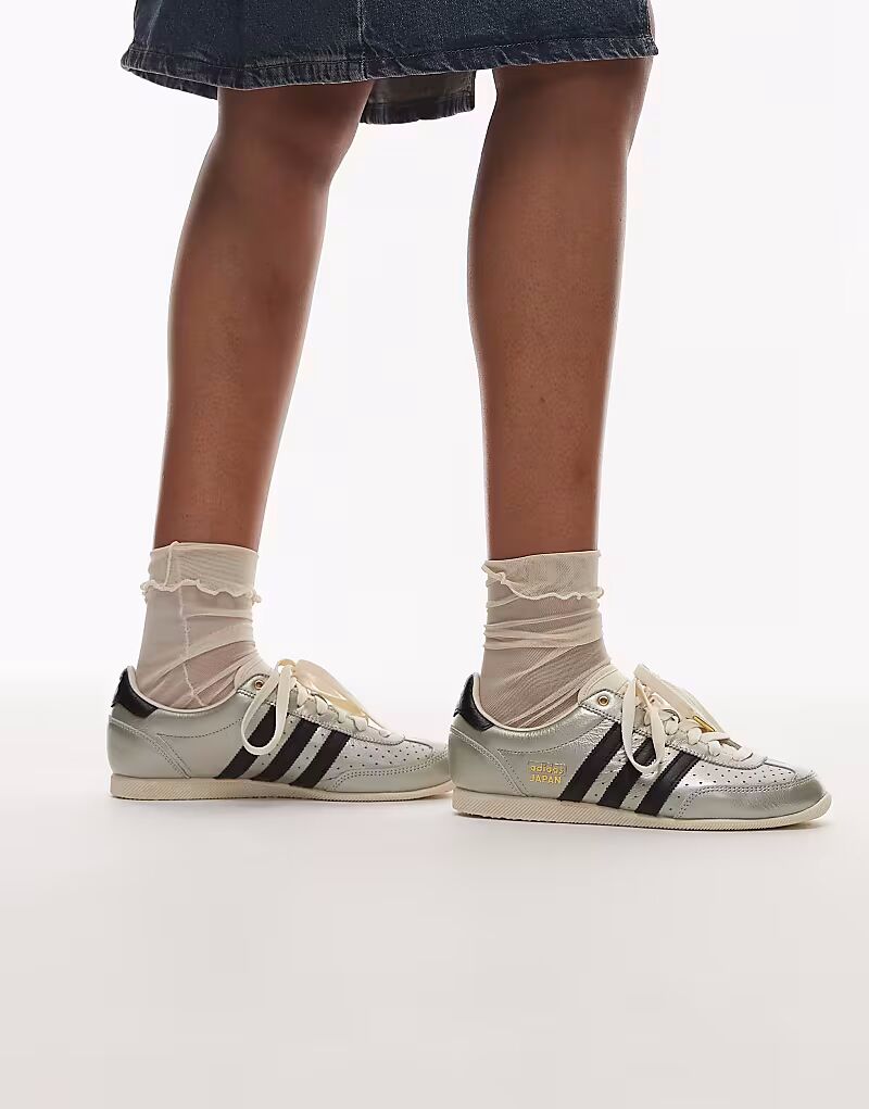 Кроссовки Adidas Originals Japan в цвете металлик серебристый и черный