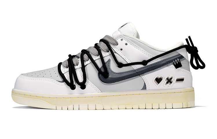 

Кроссовки Nike Dunk Skateboard Shoes Women's Low-Top Black White Gray