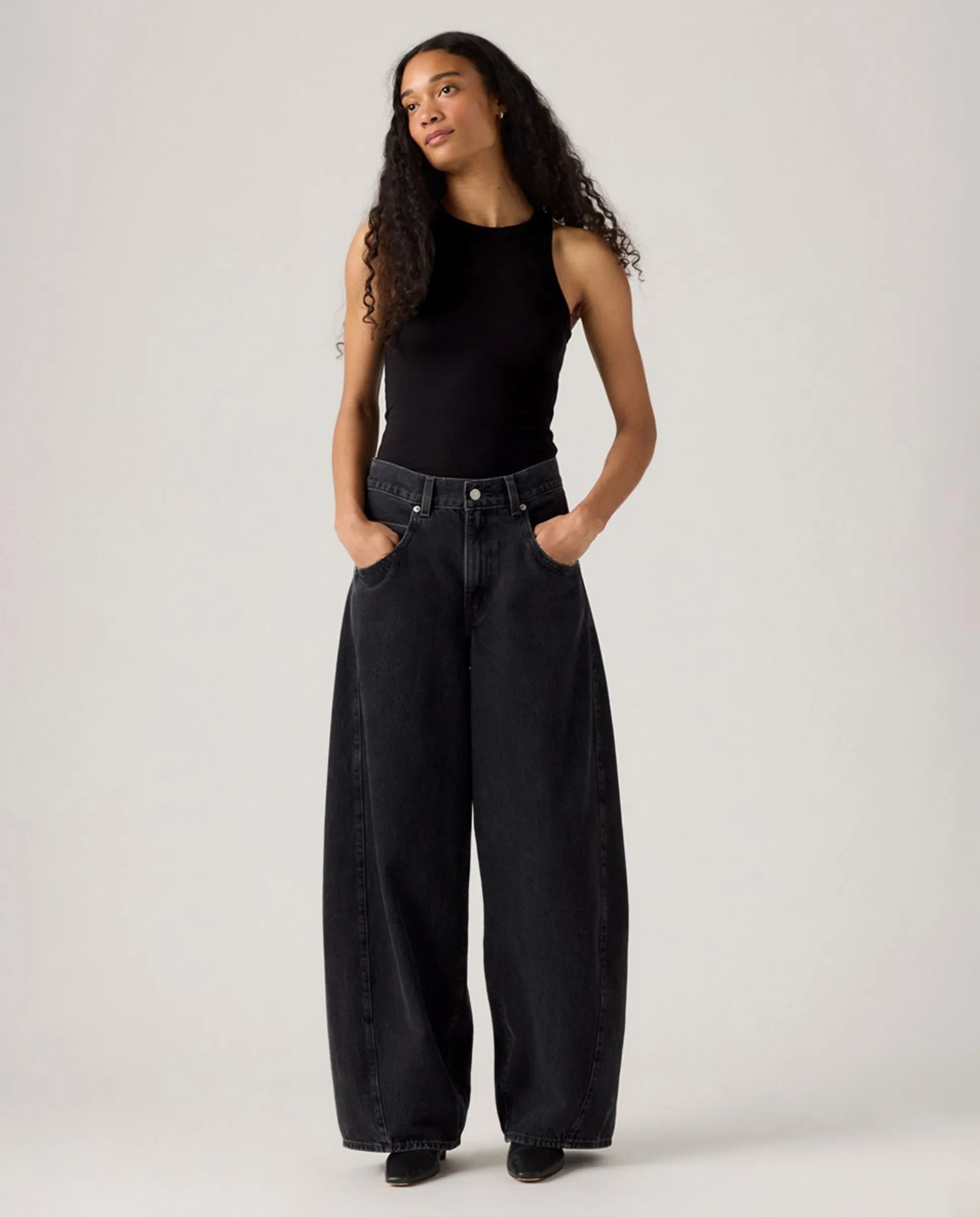 

Женские джинсы-скейт Vaquero taper Super Baggy Barrel Levi'S, черный