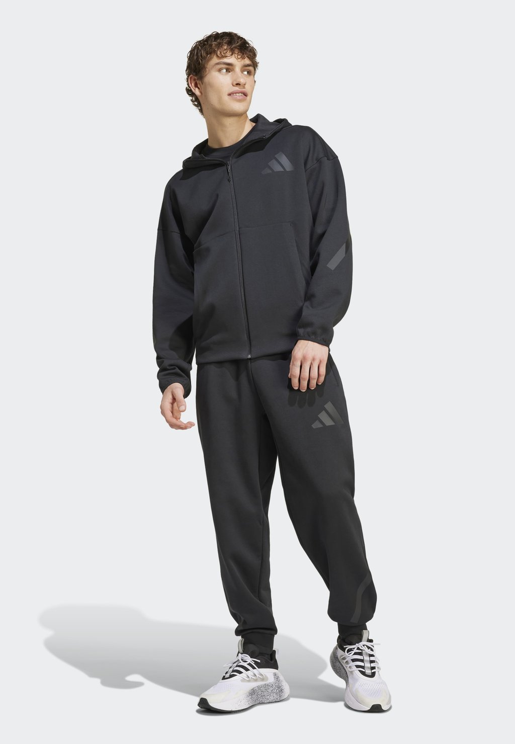 

Толстовка с капюшоном Z.N.E. FULL-ZIP adidas Sportswear, черный