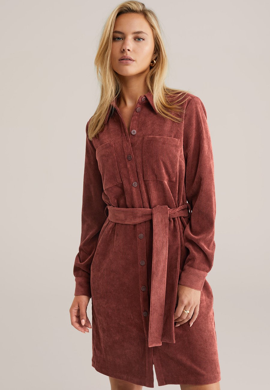 

Платье WE Fashion Shirt dress, Burgundy Red/Bordeaux