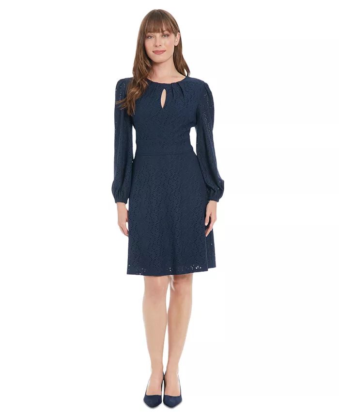 

Маленькое платье мини с вышивкой и разрезом London Times, синий