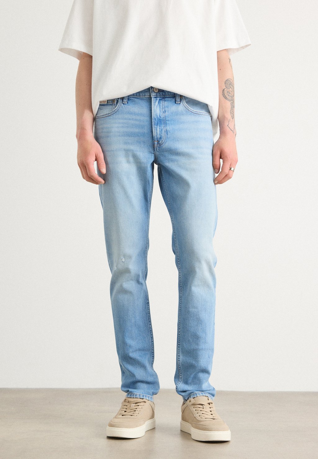 

Джинсы облегающего кроя Calvin Klein Jeans, синий