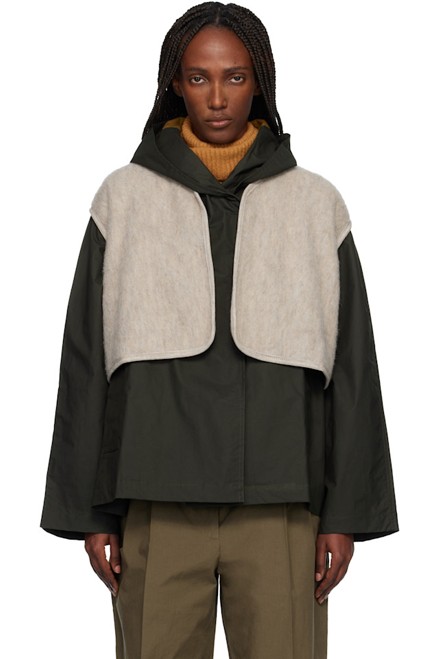 

Baserange Жилет-Капас бежевого цвета