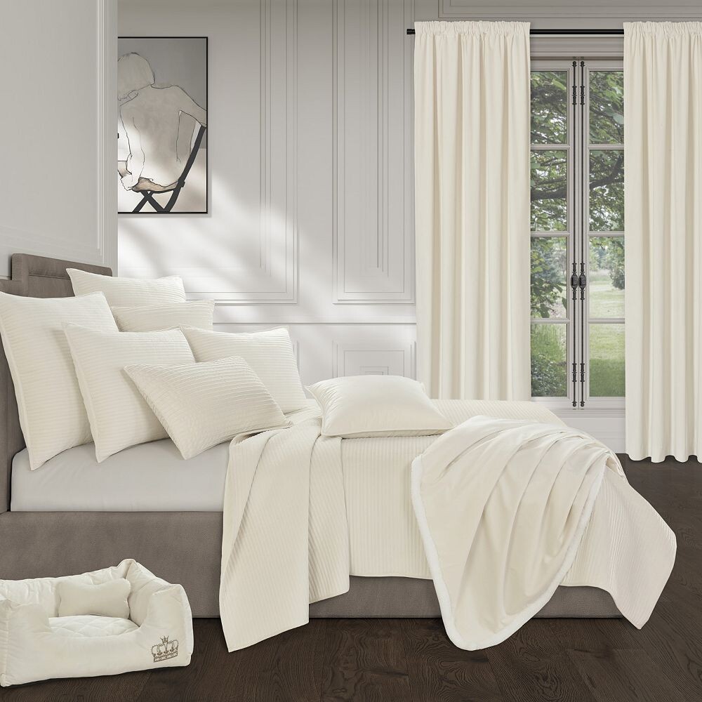 

Комплект одеял Five Queens Court Toulhouse из 3 предметов с накидками, белый