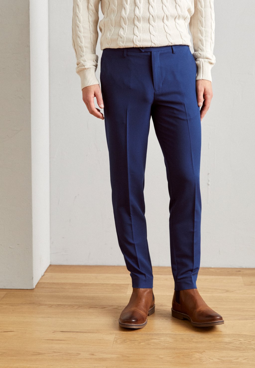 

Брюки Fine Club Pants Lindbergh, синий